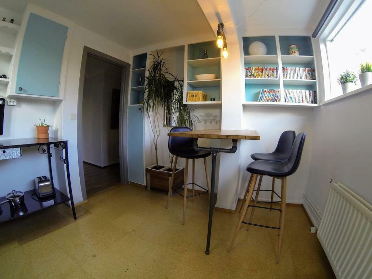 Skjolbraut - Cozy Apartment - Central Location - Free Parking - Close To A Public Swimming Pool And Sky Lagoon Reykjavík Exteriör bild